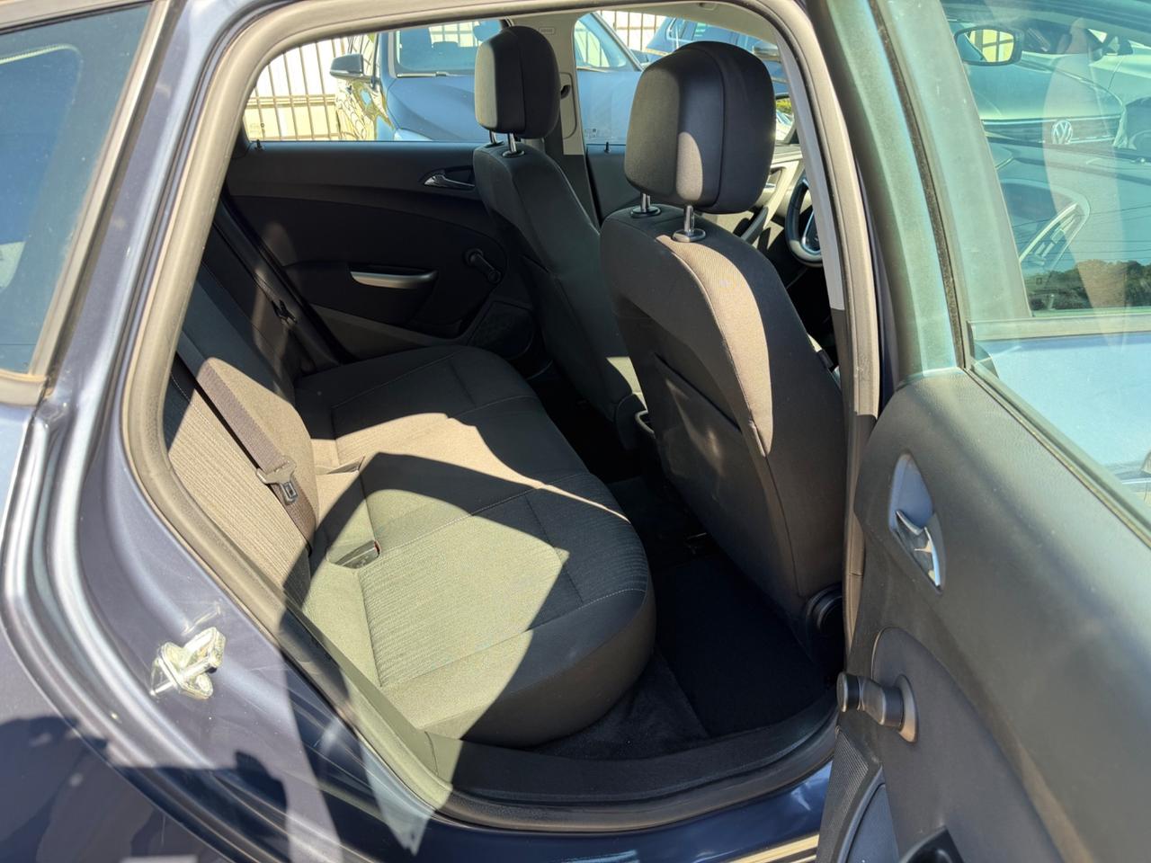 Opel Astra 1.7 CDTI 110CV 5 porte Cosmo / 174.000KM