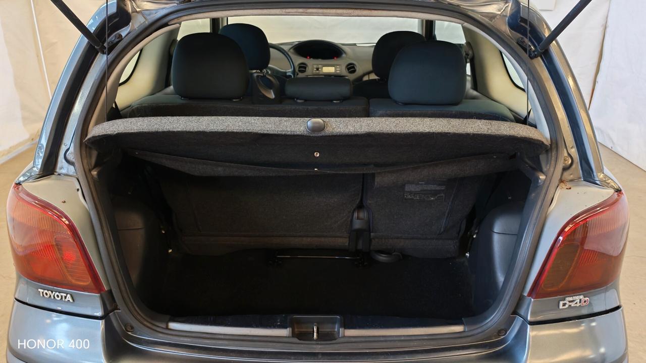 Toyota Yaris 1.4 tdi D-4D cat 3 porte