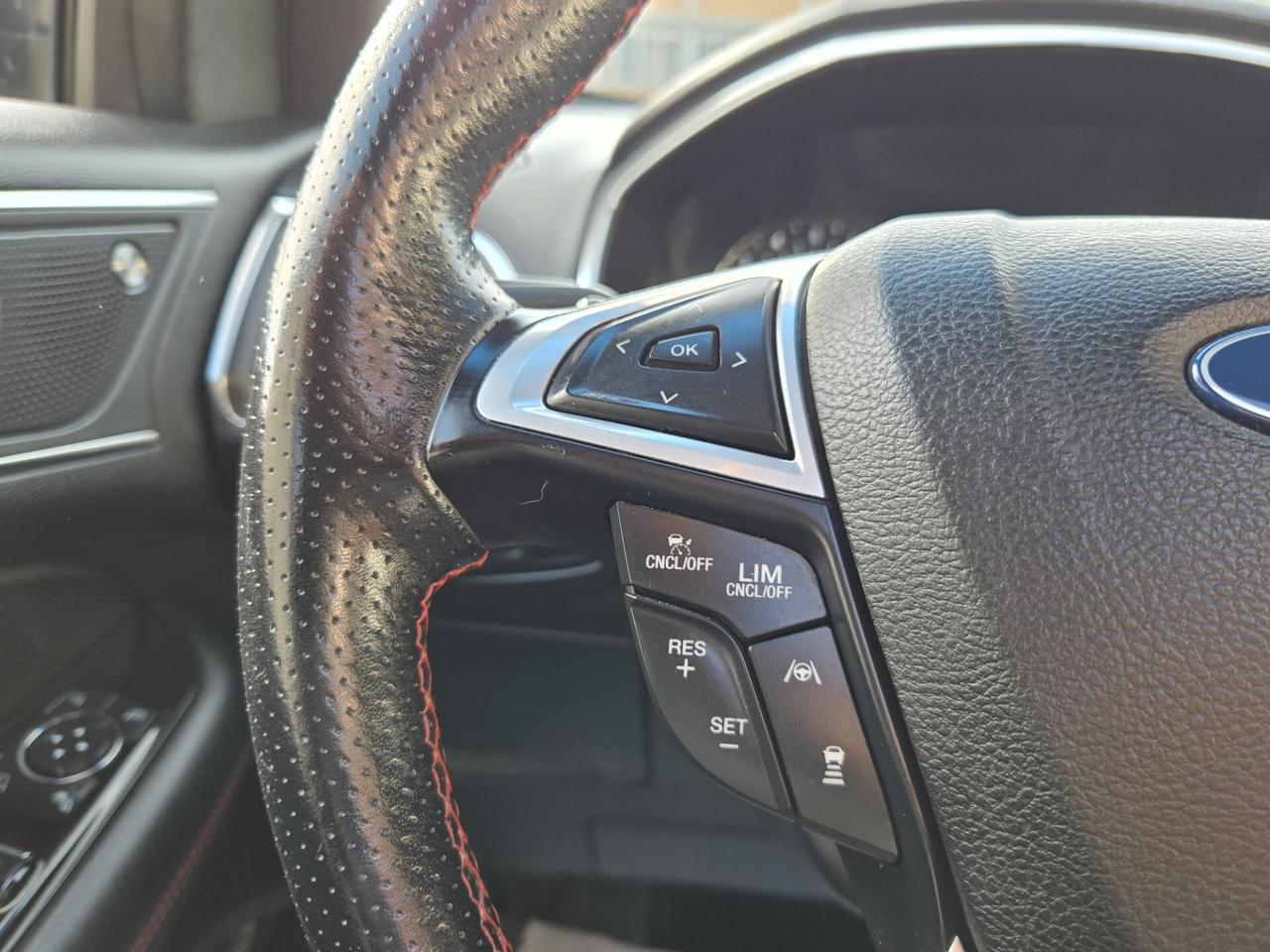 Ford Edge 2.0D ST-LINE 4x4 FULL OPTIONAL GANCIO TRAINO TETTO APRIBILE