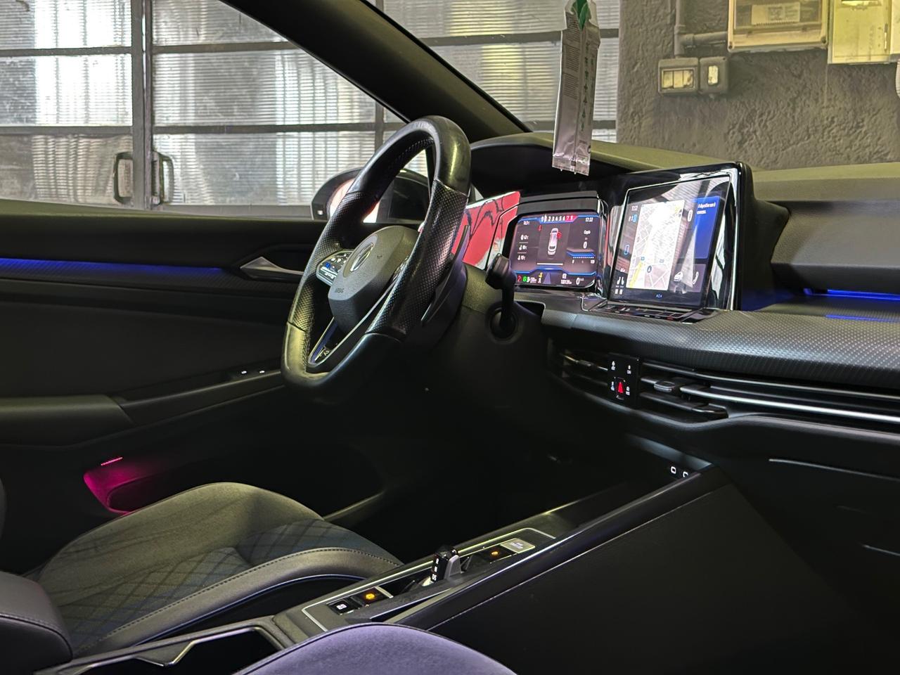 Volkswagen Golf 2.0 TSI R DSG 4Motion