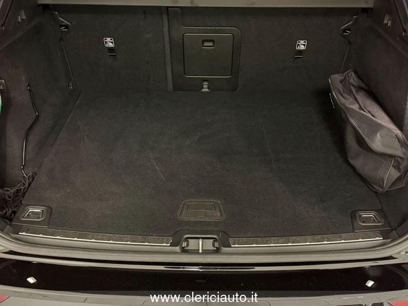 Volvo XC60 B5 AWD automatico Plus Dark