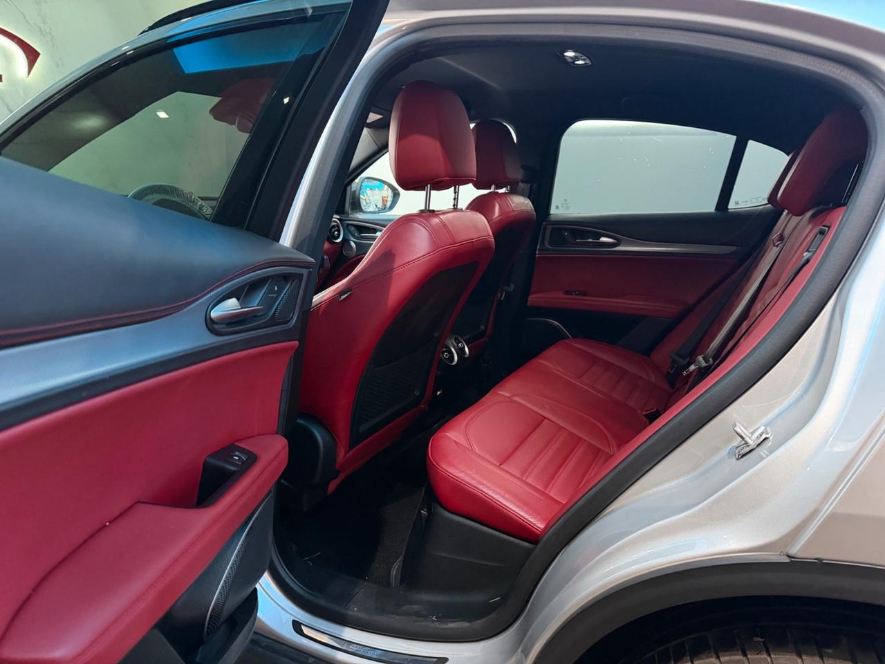 Alfa Romeo Stelvio 2.0 Turbo 280 CV AT8 Q4 B-Tech