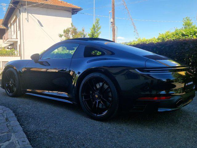 PORSCHE 992 911 Coupe 3.0 Carrera 4 GTS auto