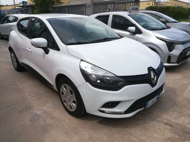 Renault Clio 1.2 75CV 5 P . OK NEOPATENTATI