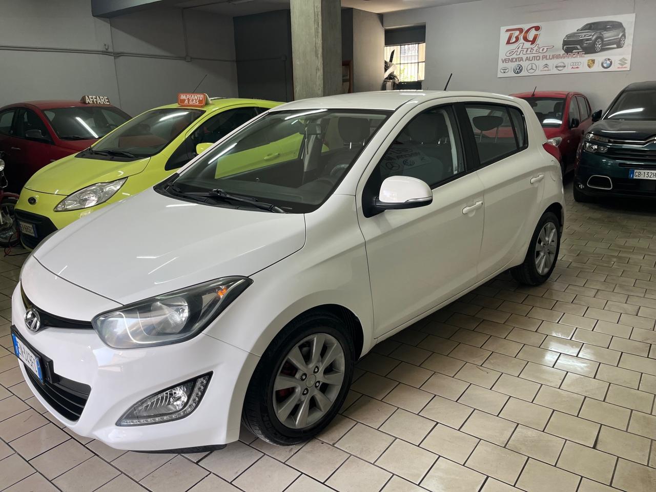 Hyundai i20 1.4 CRDi 5p. Tagliandata 12