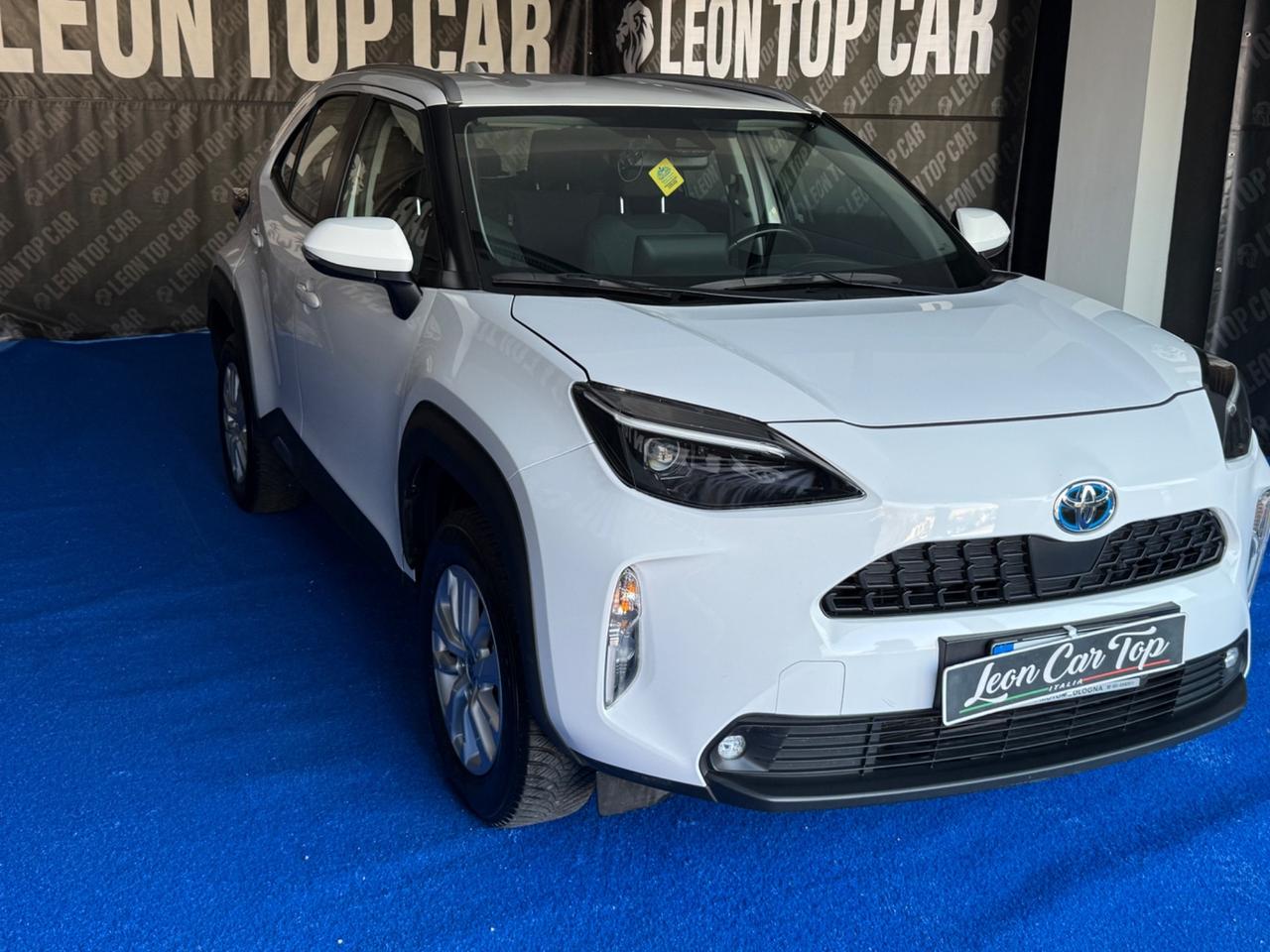 Toyota Yaris Cross 1.5 Hybrid 5p. E-CVT AWD-cambio automatico