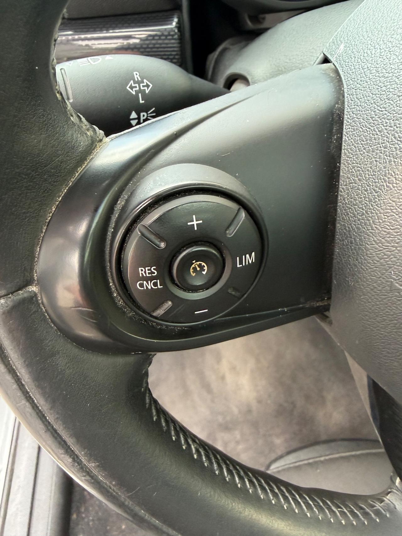 MINI 2.0 COOPER SD HYPE CLUBMAN "UNICA"