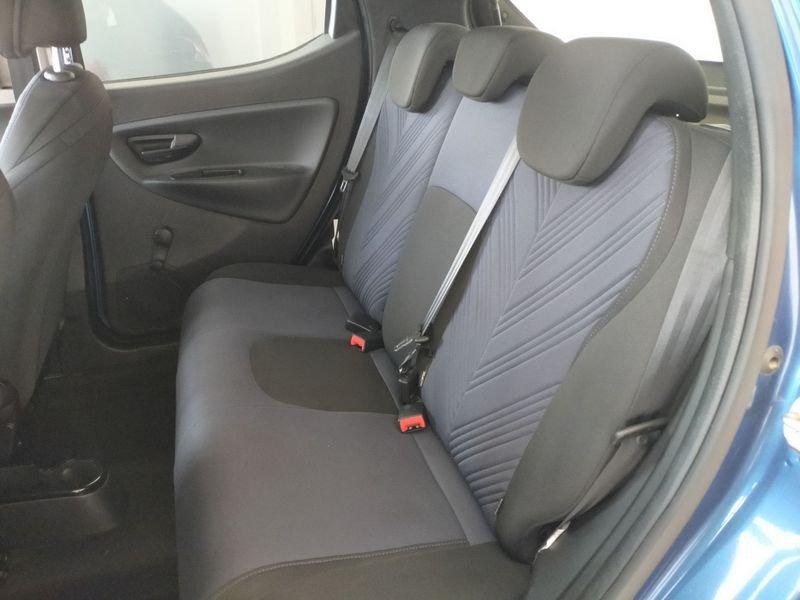 Lancia Ypsilon 1.0 FireFly 5 porte S&S Hybrid Gold