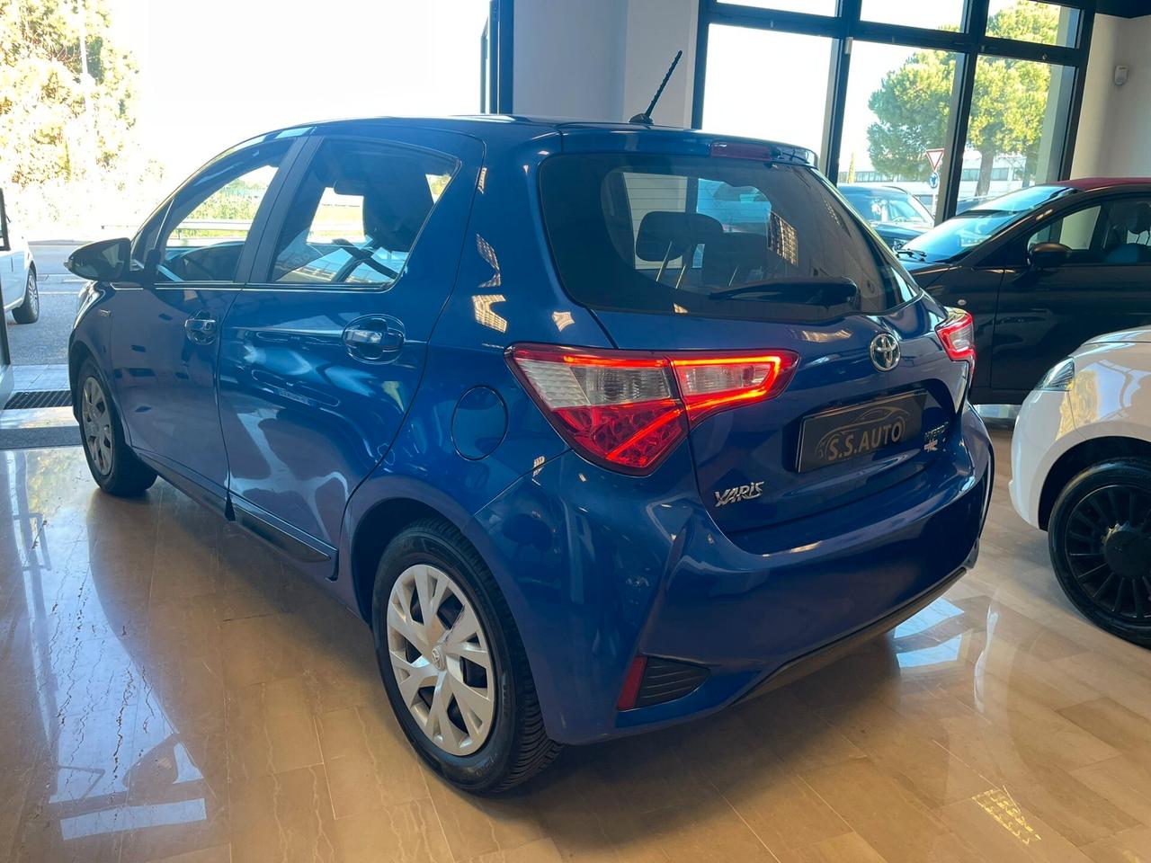 Toyota Yaris 5p "BLUE EDITION"