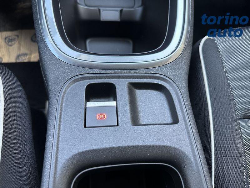 FIAT 600 1.2 Hybrid 145cv Icon