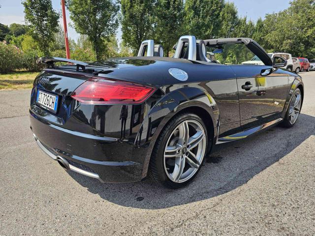 AUDI TT Roadster 2.0 TFSI quattro S tronic S line
