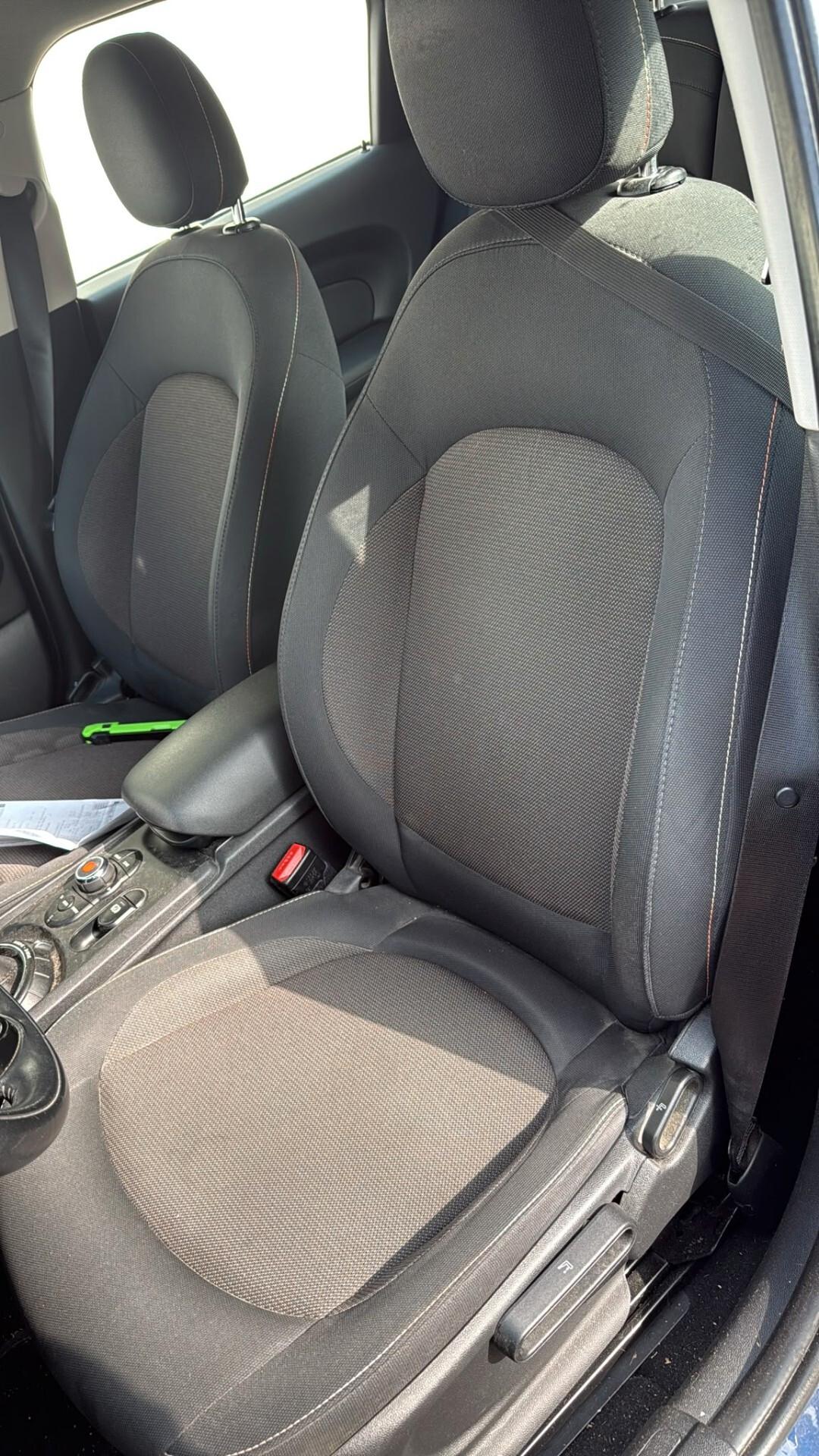 MINI Clubman One D 1.5 Diesel 116 CV – 2016 – Grandinata