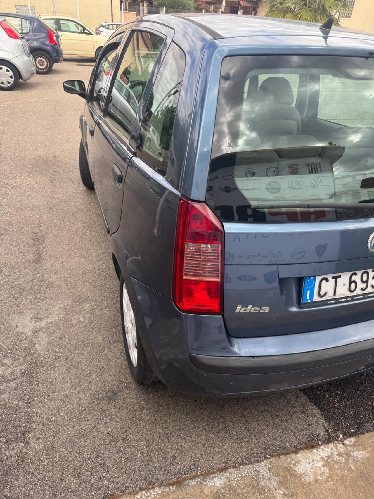 Fiat Idea 1.4 16V Emotion