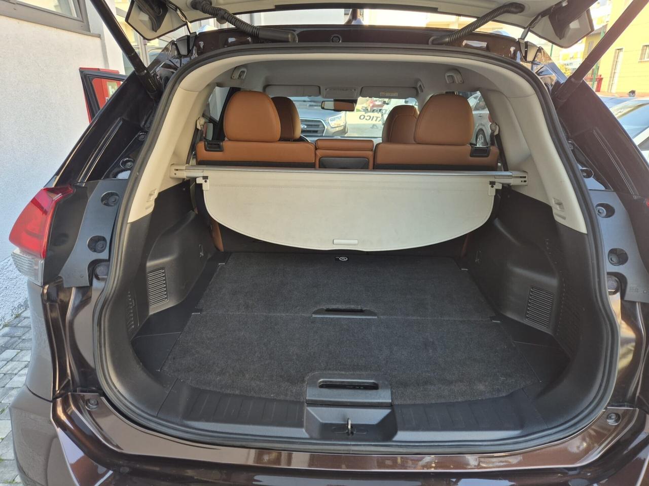 Nissan X-Trail 2.0 dCi Tekna 4wd xtronic -GANCIO T