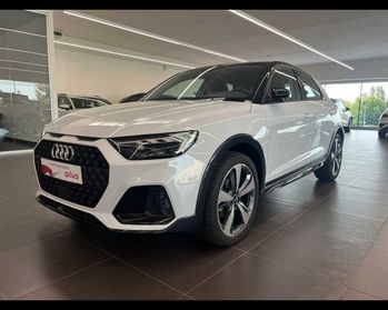 AUDI A1 allstreet 30 TFSI S tronic Identity Contrast