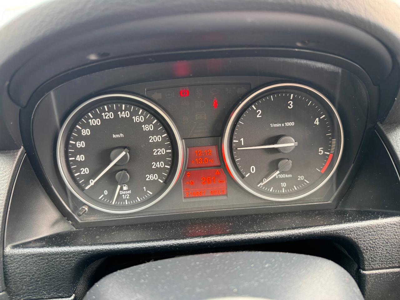 BMW X1 XDRIVE 20D FUTURA 2011