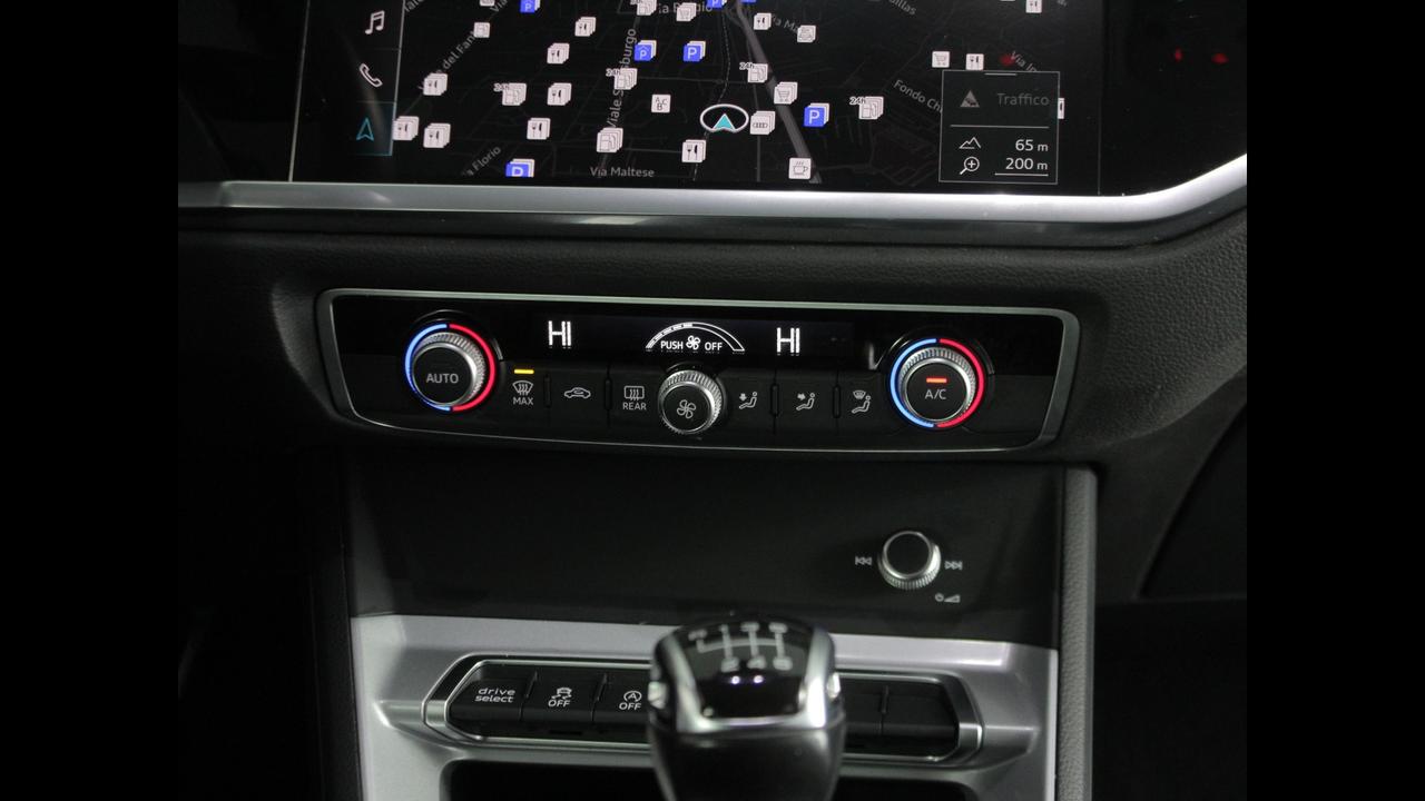 AUDI Q3 2019 Sportback - Q3 Sportback 35 2.0 tdi Business Plus