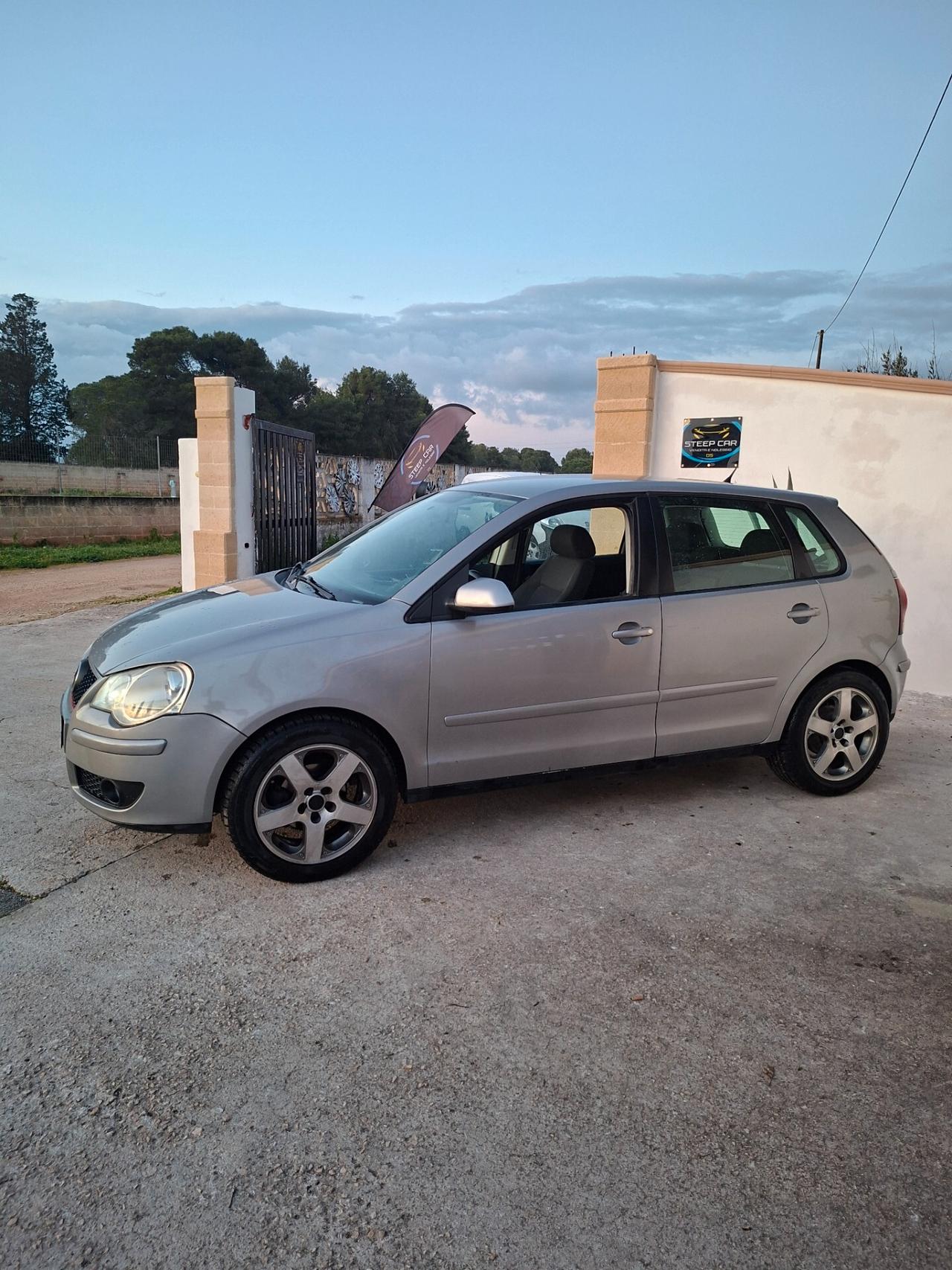 Volkswagen Polo 1.4/69CV TDI DPF 5p. Sportline