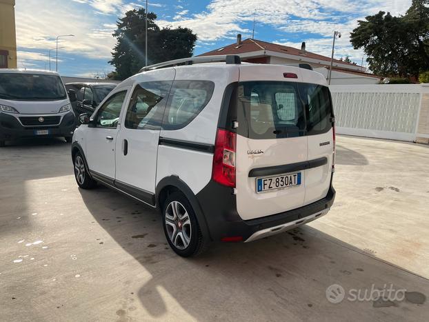 Dacia dokker stepway 5 posti