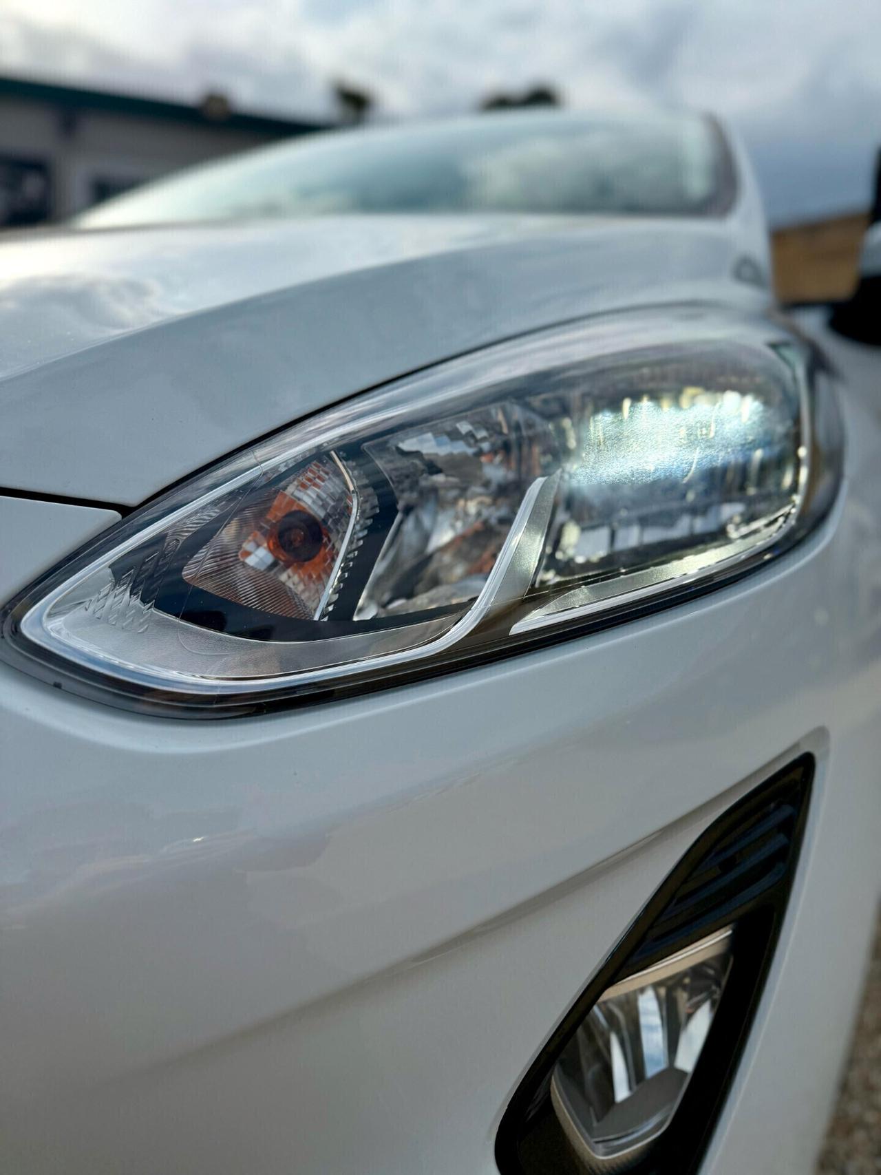 Ford Fiesta 1.5 EcoBlue 5 porte Titanium