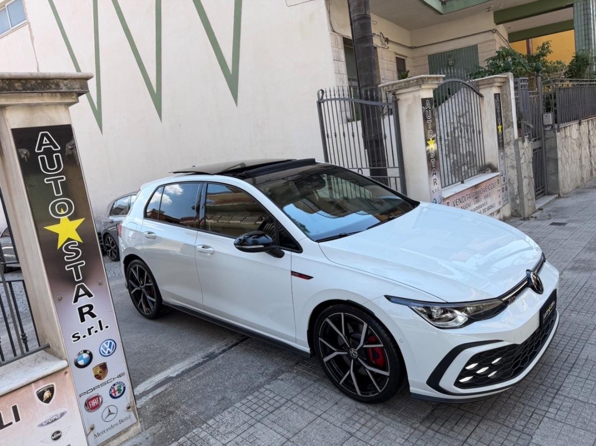Volkswagen Golf 8 GTI 2.0 TSI 245CV
