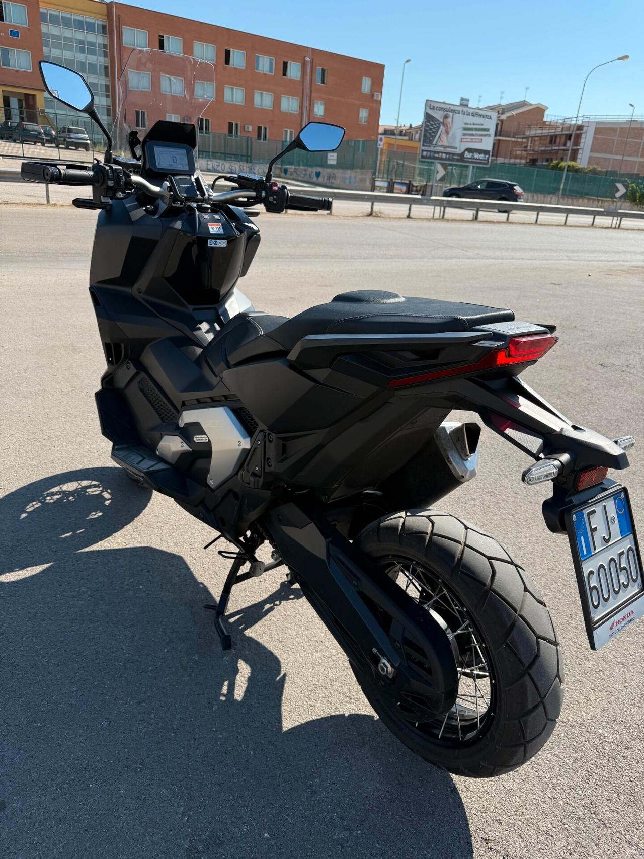 Honda X-ADV 750 Gravel