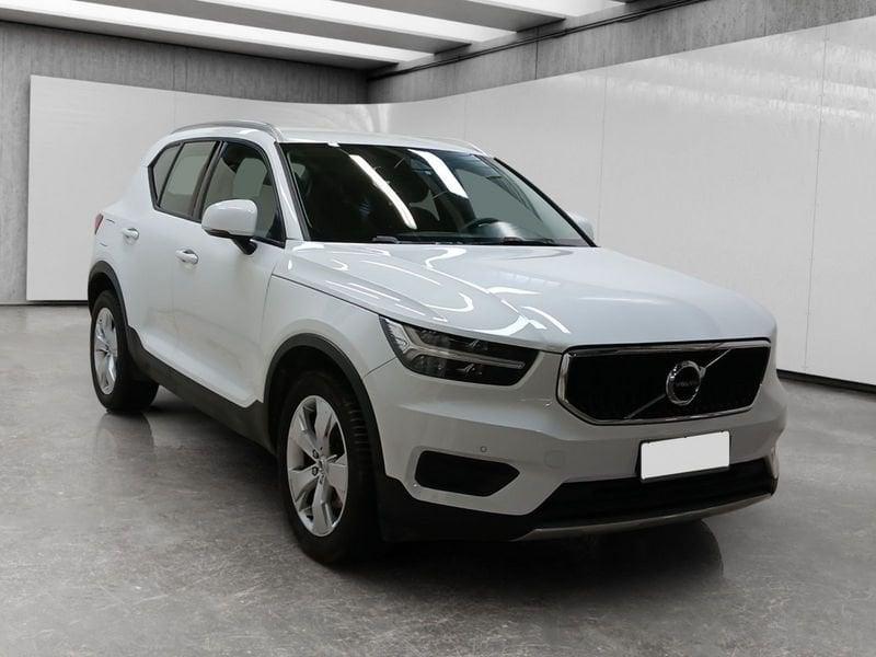 Volvo XC40 2.0 d3 Momentum awd geartronic my20
