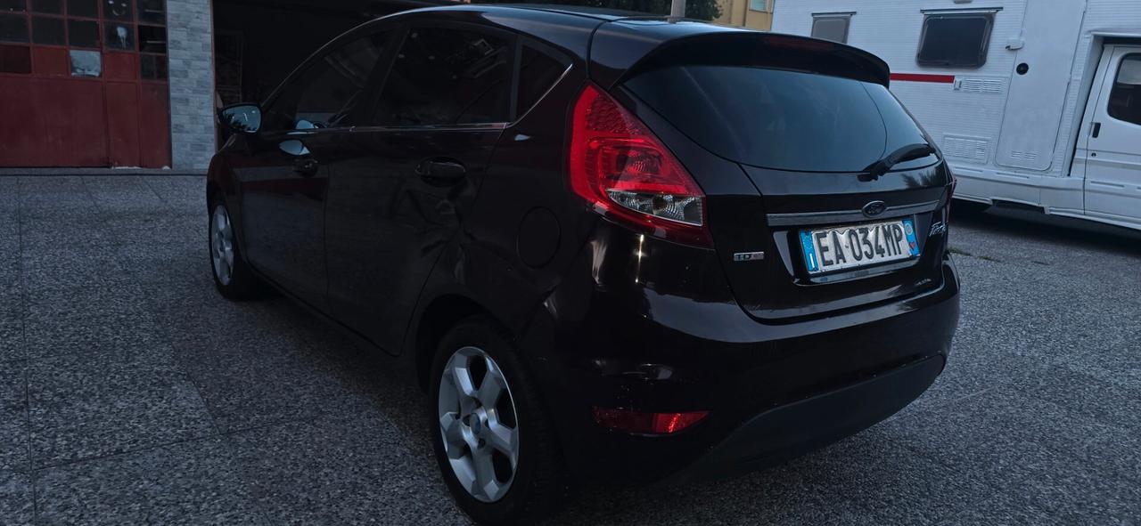 Ford Fiesta Fiesta+ 1.6 TDCi 95CV 5 porte