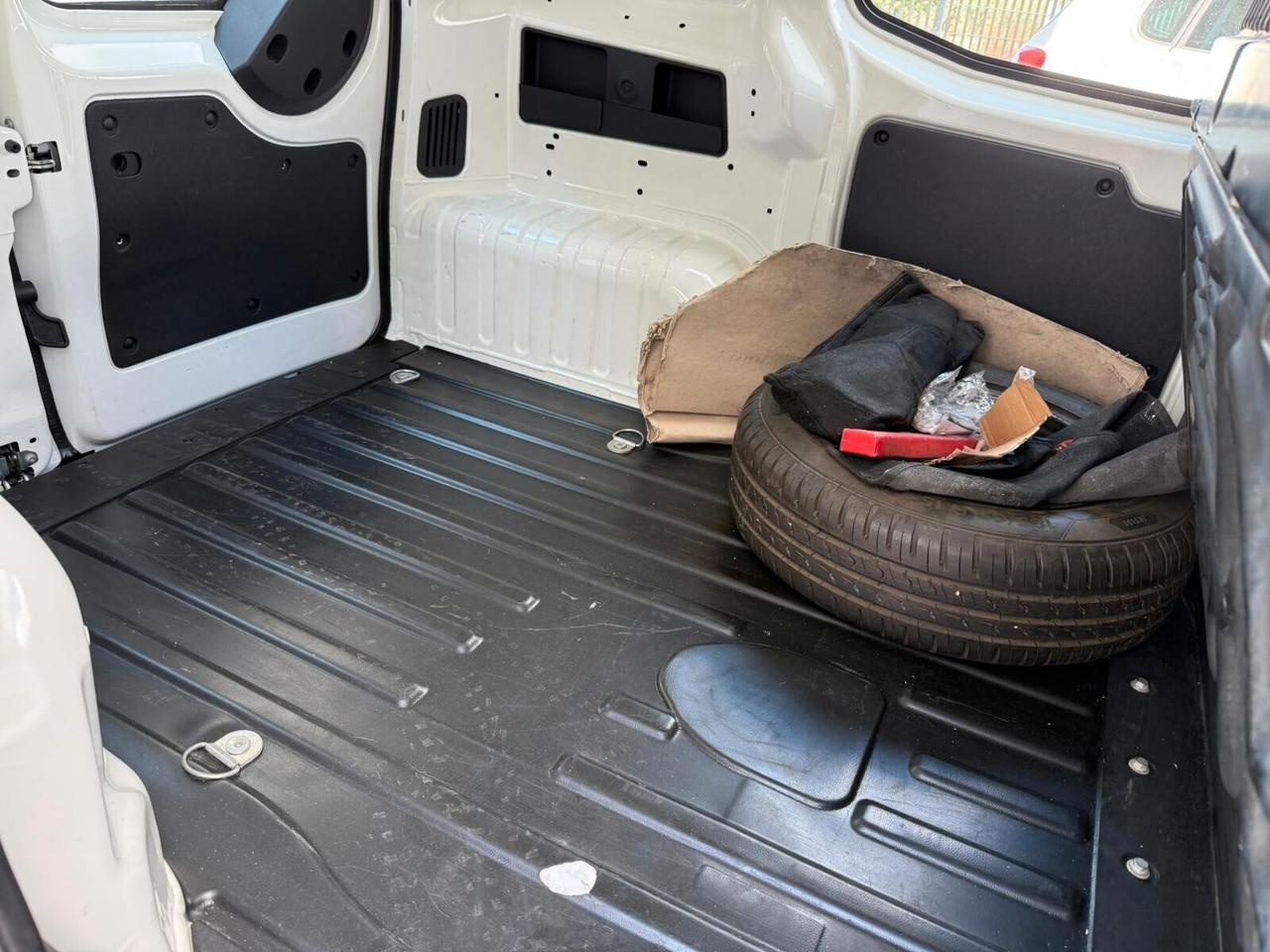 Fiat Fiorino 1.3 MJT 95CV Cargo SX