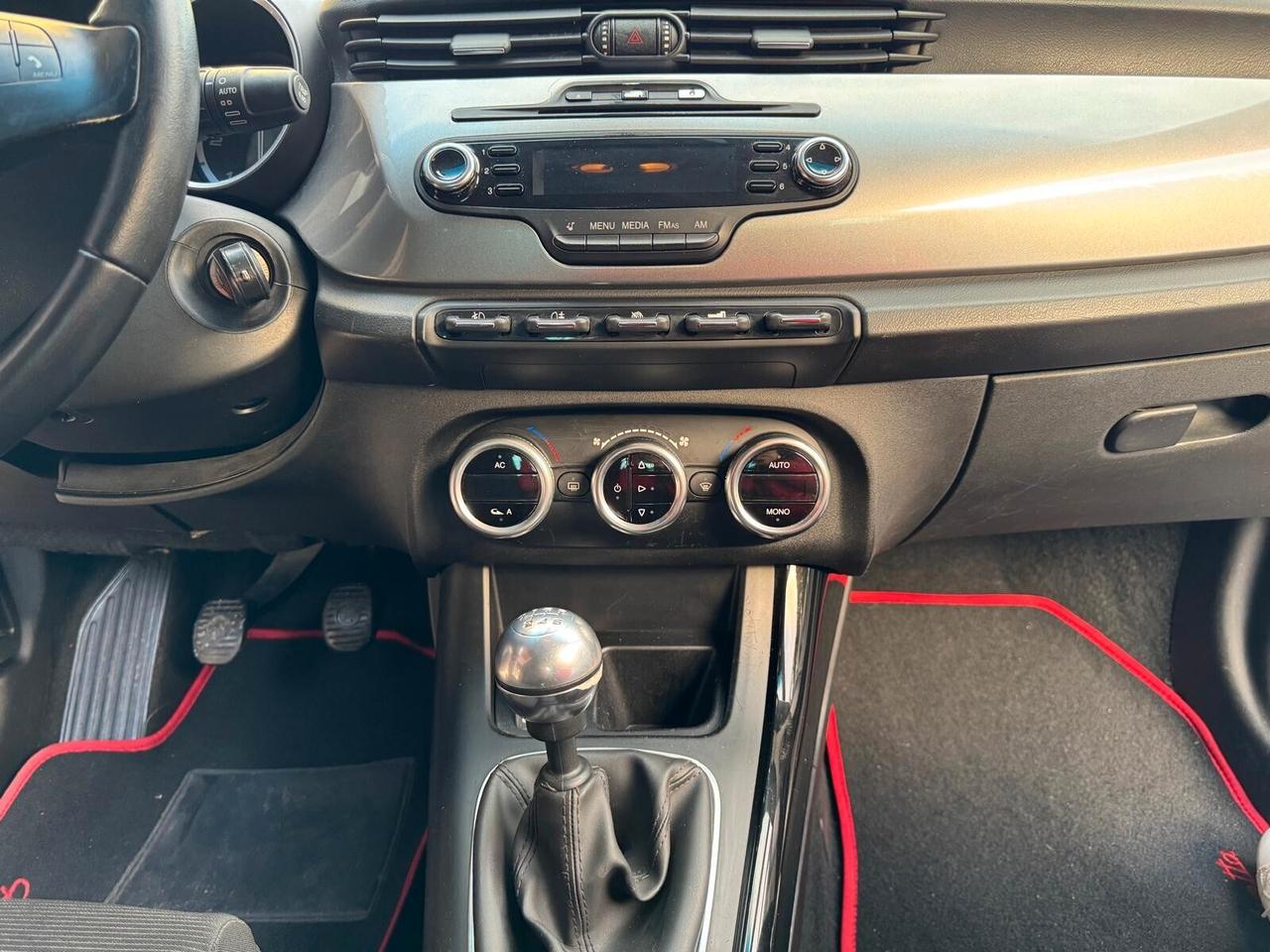 Alfa Romeo Giulietta 1.6 JTDm-2 105 CV Distinctive