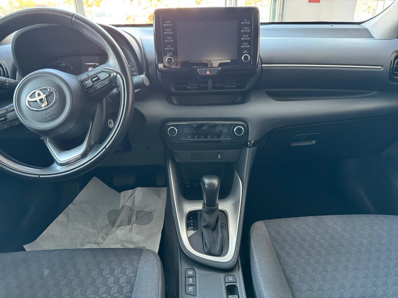 Toyota Yaris 1.5 Hybrid 5 porte Business