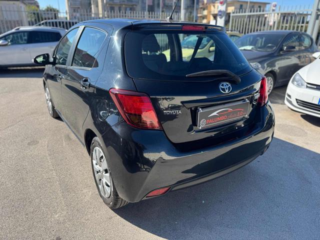 TOYOTA Yaris 1.0 5 porte Cool