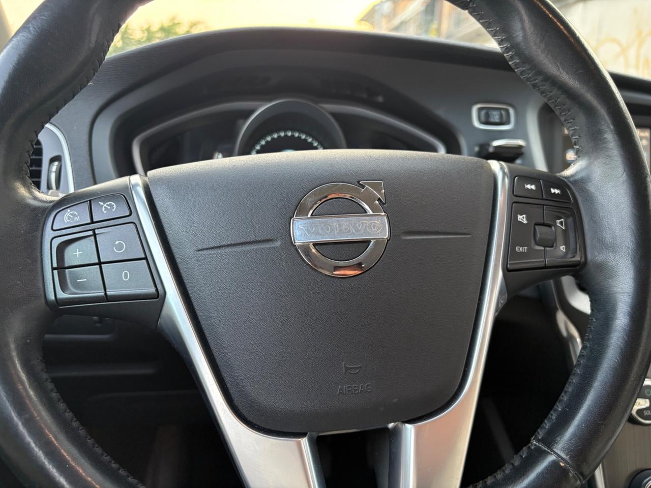 Volvo V40 2.0 D3 150 Geartronic perfetta