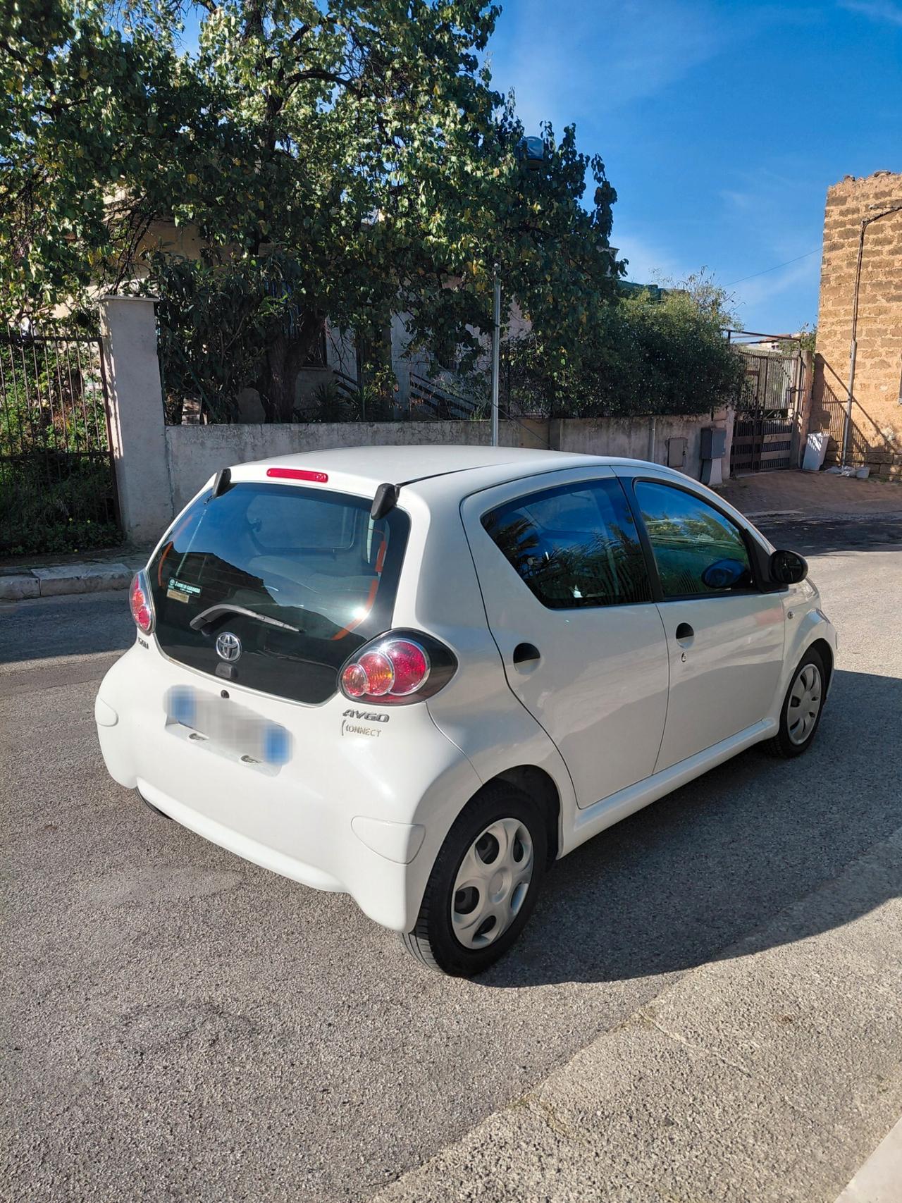 Toyota Aygo 1.0 12V VVT-i 5 porte Active Connect