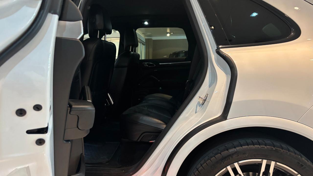 PORSCHE CAYENNE S 3.0D 262CV - 2017