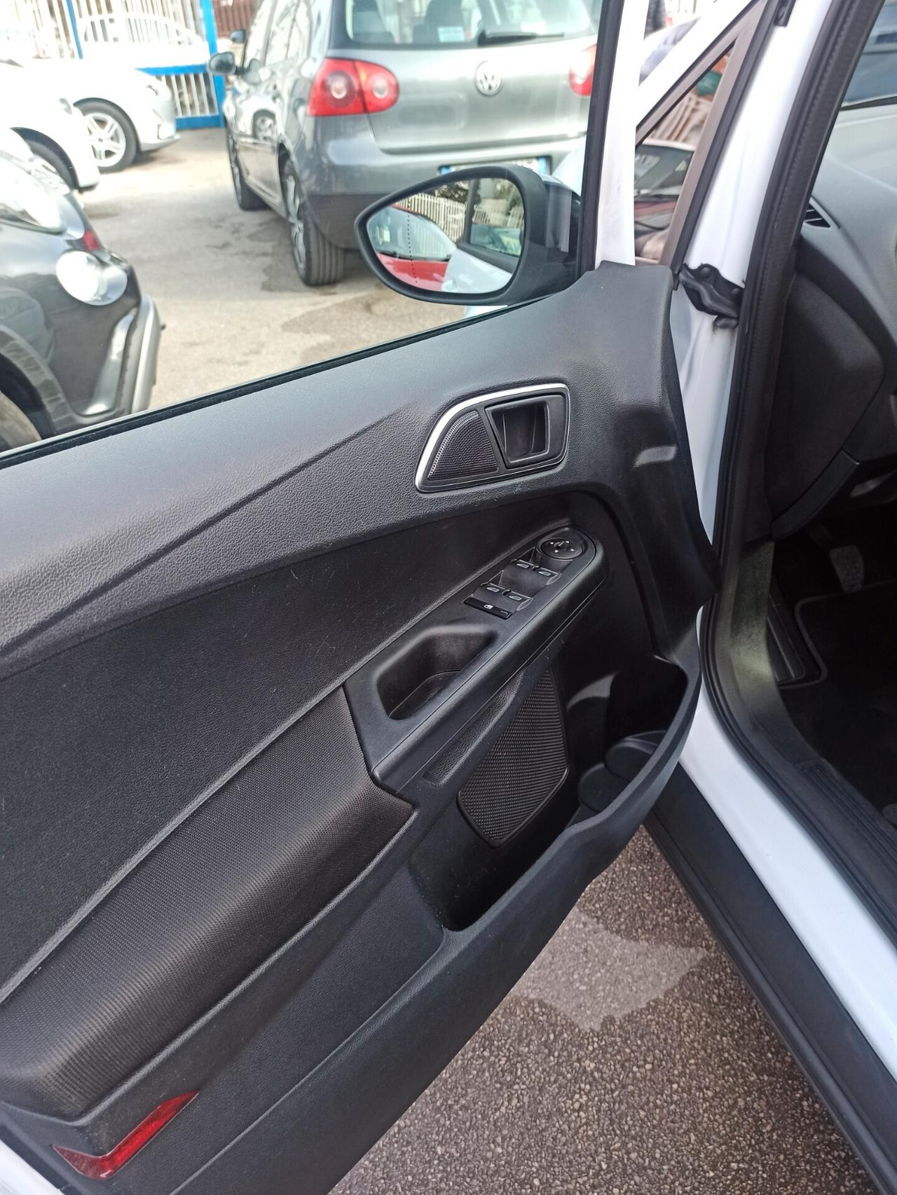 Ford B-Max 1.5 TDCi 75 CV Business Tetto Bicolore