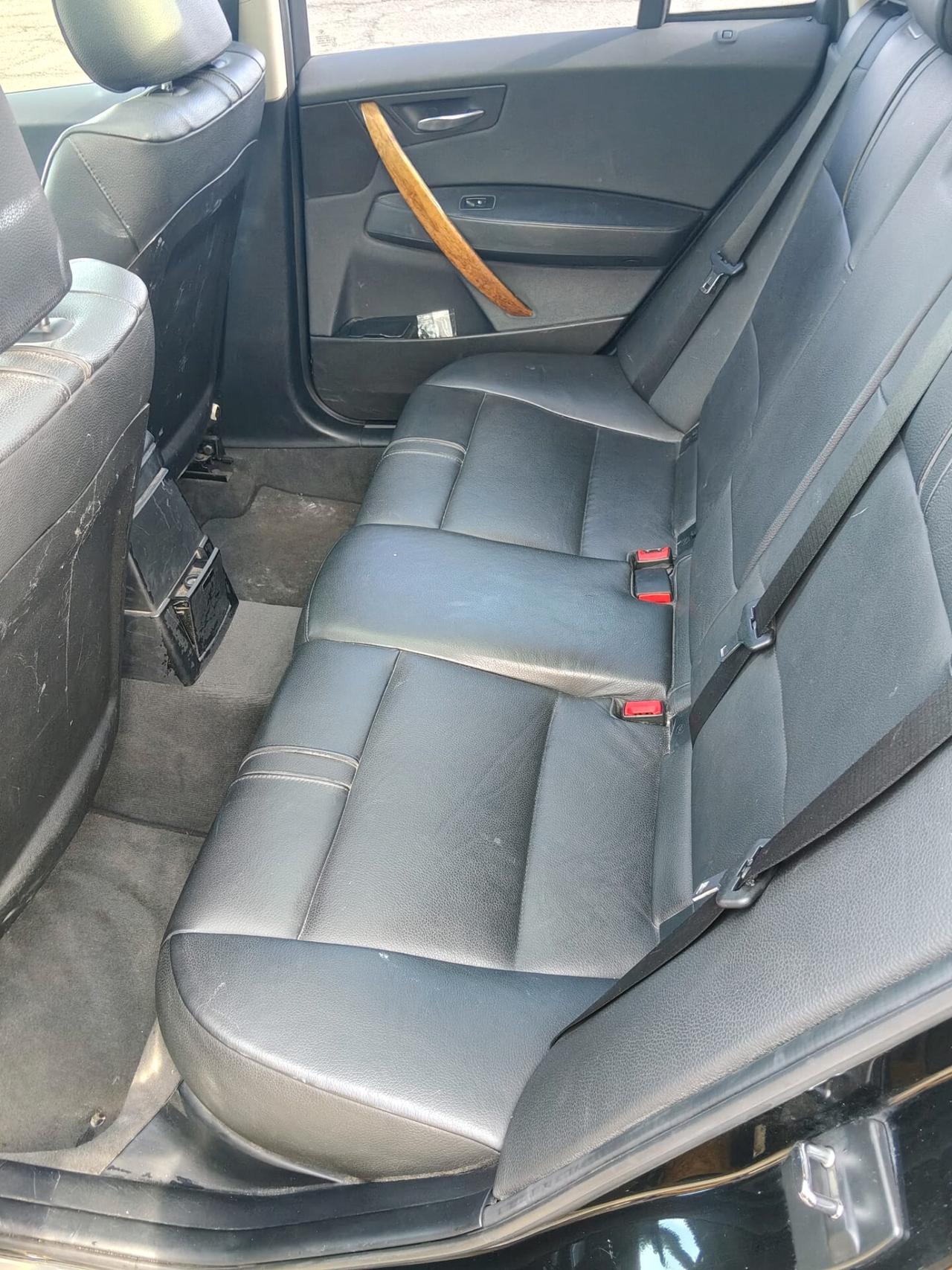 Bmw X3 2.0d cat Futura