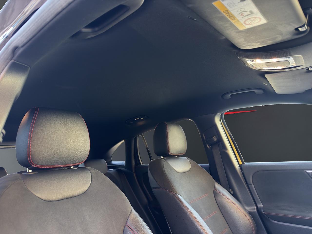 MERCEDES-BENZ GLA 200 d AUTOMATIC. PREMIUM AMG