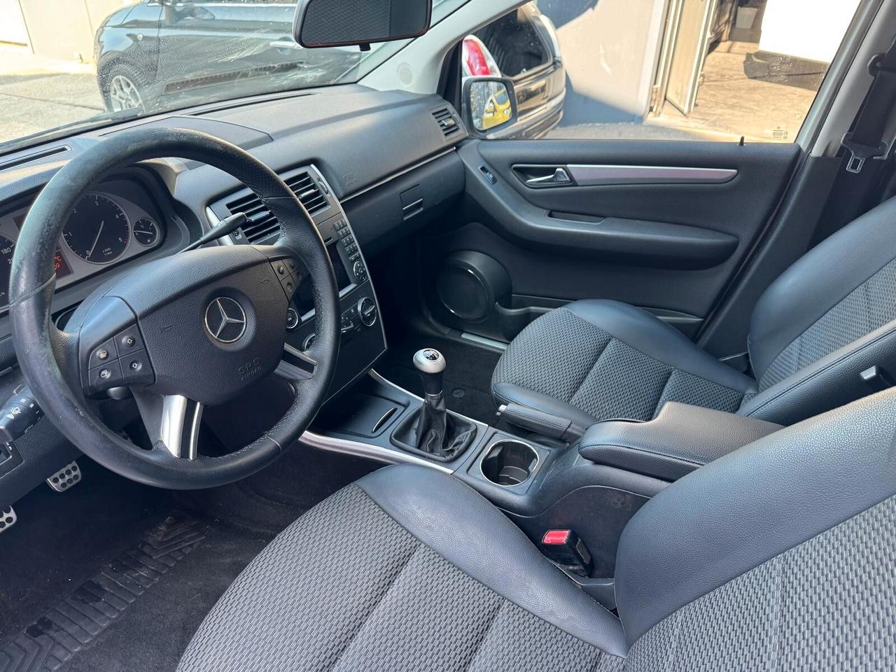 Mercedes-benz B 200 CDI Premium