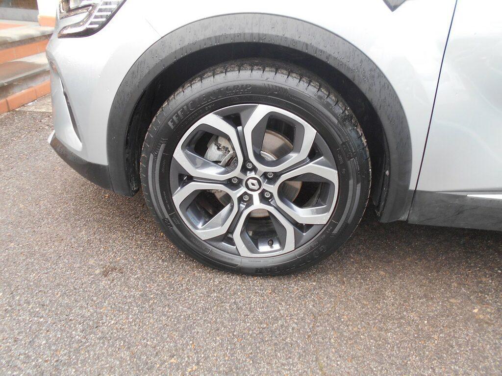 Renault Captur 1.6 E-TECH Hybrid Techno Fast Track Auto