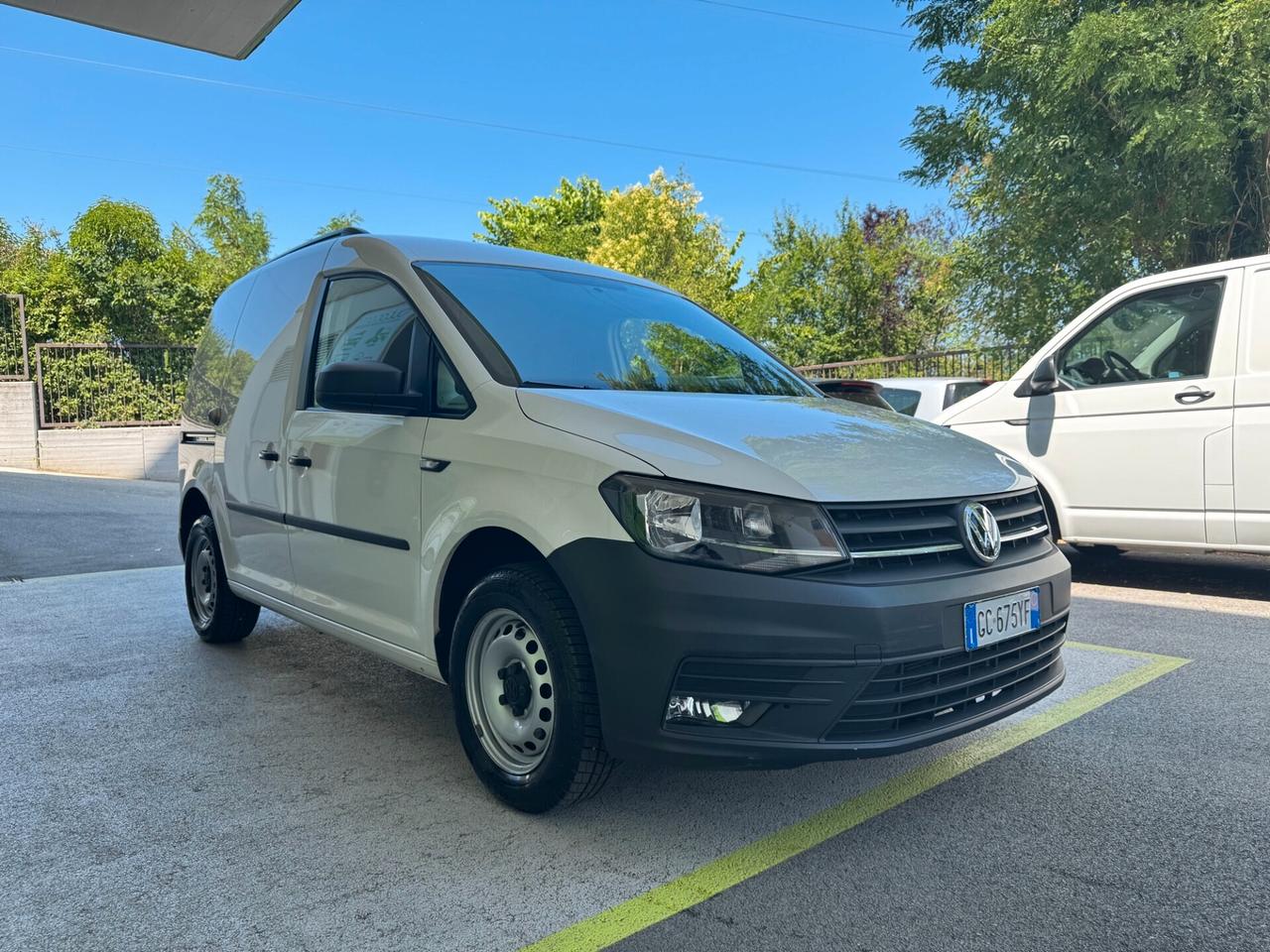 Volkswagen Caddy 2.0TDI DSG BUSINESS GARANZIA24MES