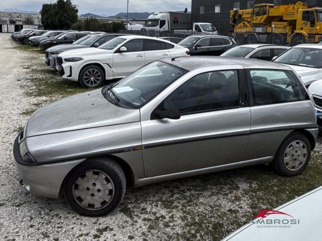 LANCIA Y cat LS - PER OPERATORI DEL SETTORE