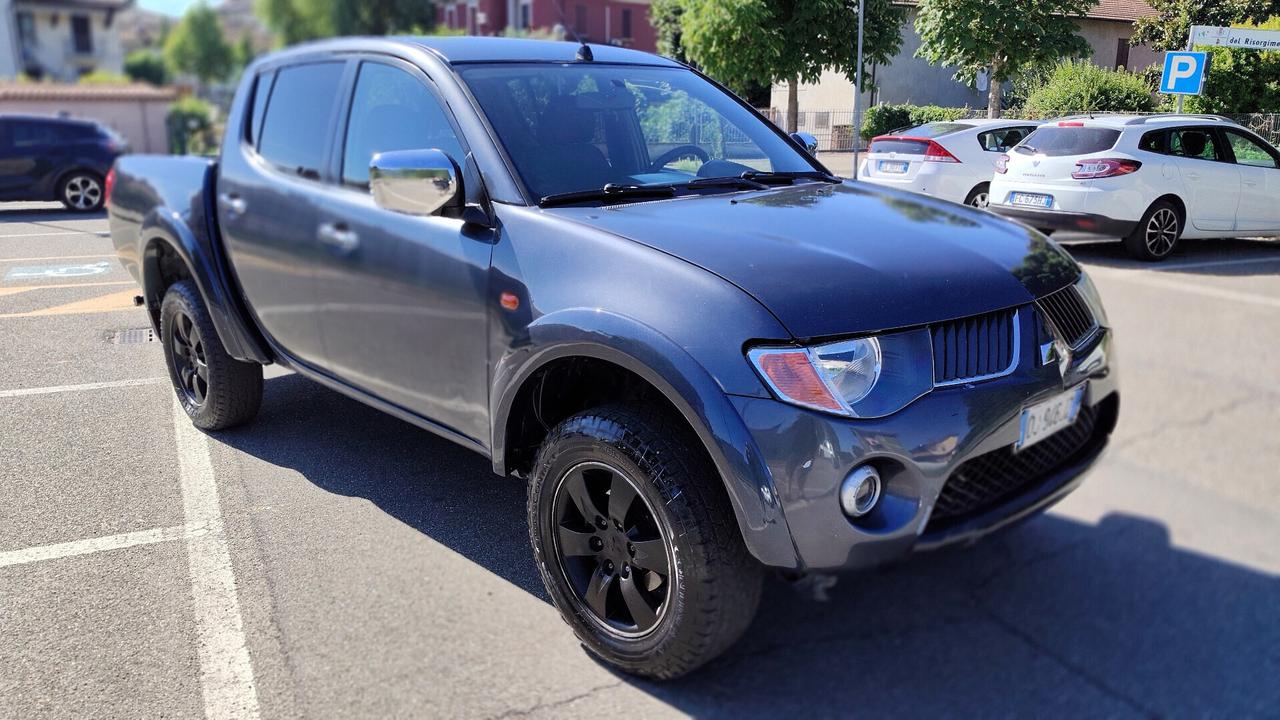 Mitsubishi L200 2.5 DI-D/136CV Double Cab Intense