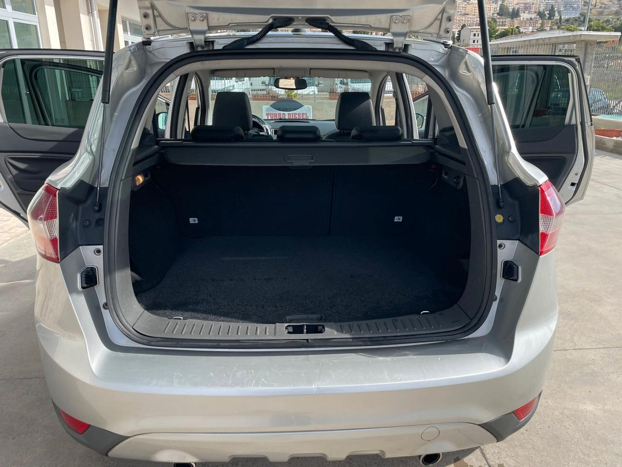 Ford Kuga 2.0 TDCi 136 CV 4WD Titanium