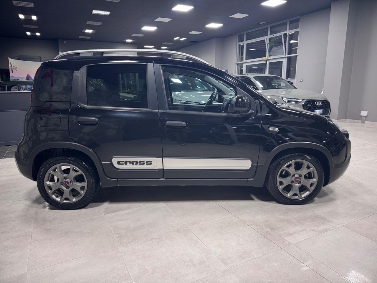 FIAT PANDA CROSS 1.2 GPL CASA MADRE