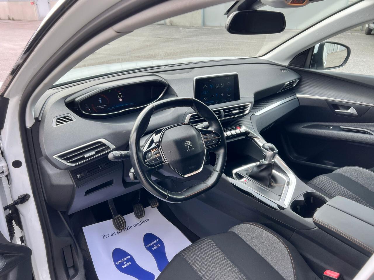 Peugeot 3008 BlueHDi 130 S&S Active