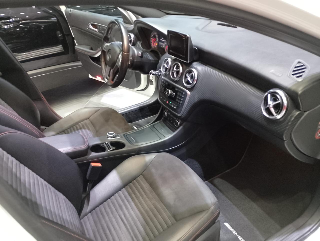 Mercedes-benz A 220 200 CDI Automatic Premium AMG