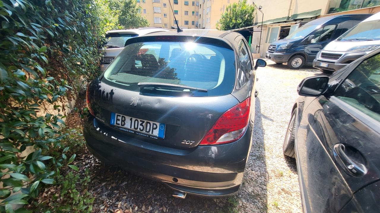 Peugeot 207 1.4 VTi 95CV 5p. XS