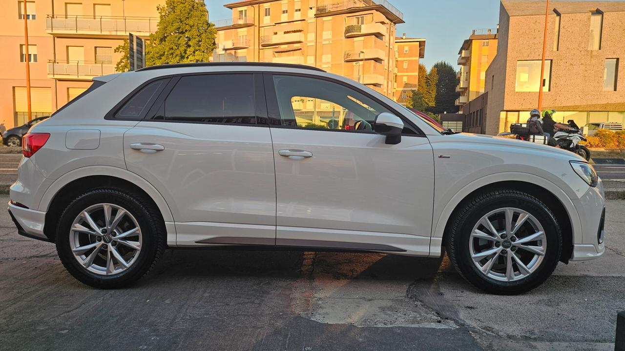 Audi Q3 35 TDI S tronic line edition