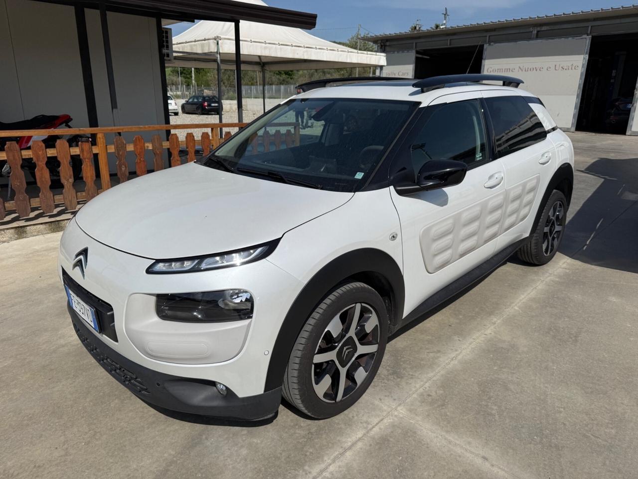 Citroen C4 Cactus BlueHDi 100 S&S ETG6 Shine